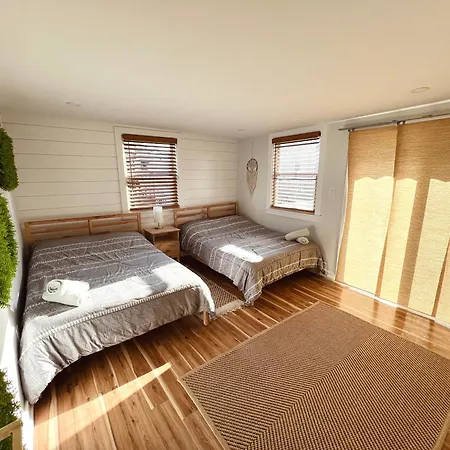 Unique Wildwood 3 Bedroom 1,5 Ba Entire House In The Heart Of Wildwood! Exterior photo